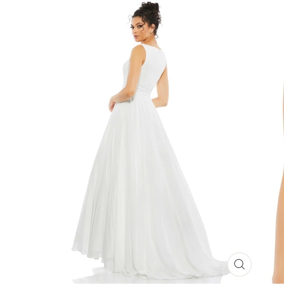 Mac Duggal WHITE LAYERED TULLE CHIFFON BALL GOWN Size 0 NWT - Picture 2 of 4